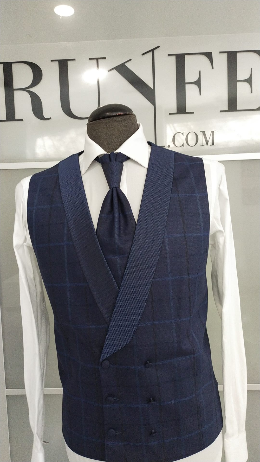 Ruyfe |Trajes de Novio |Chalecos |